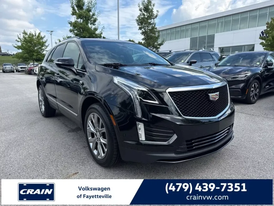 2020 Cadillac XT5 Sport photo 1