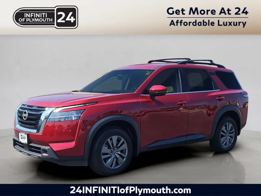 2022 Nissan Pathfinder SV photo 1