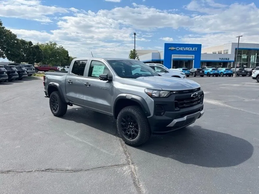 2026 Chevrolet Colorado Trail Boss photo 1