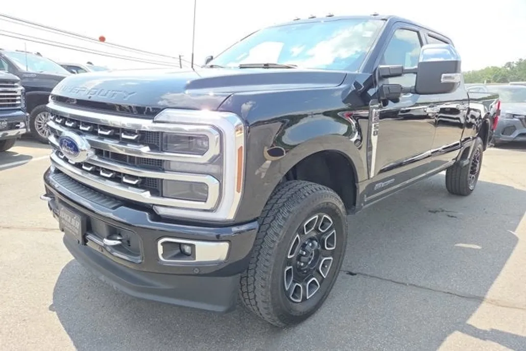 2024 Ford F-350 Platinum photo 1
