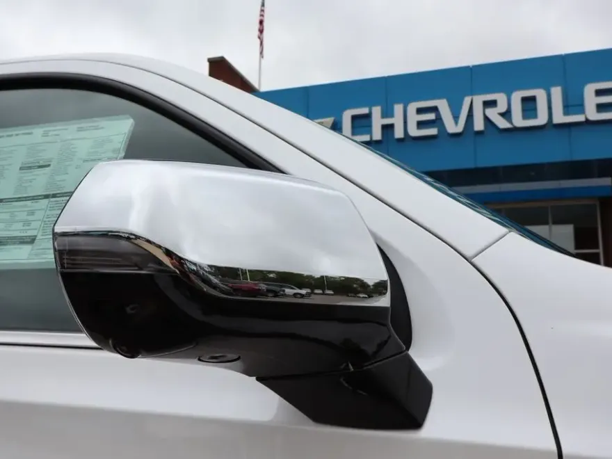 2025 Chevrolet Tahoe Premier photo 1