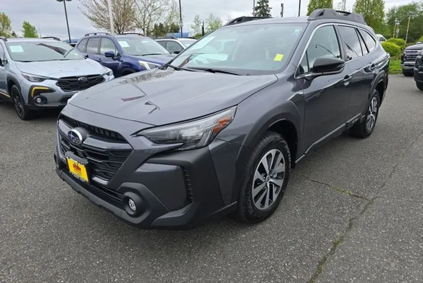 2024 Subaru Outback Premium photo 1