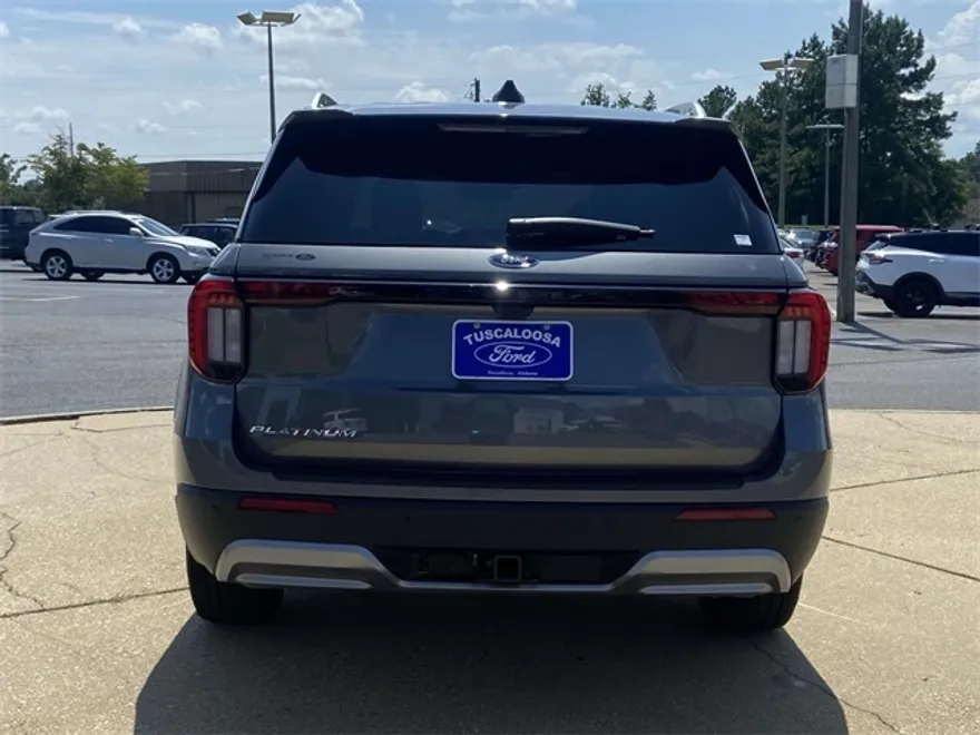 2025 Ford Explorer Platinum photo 1