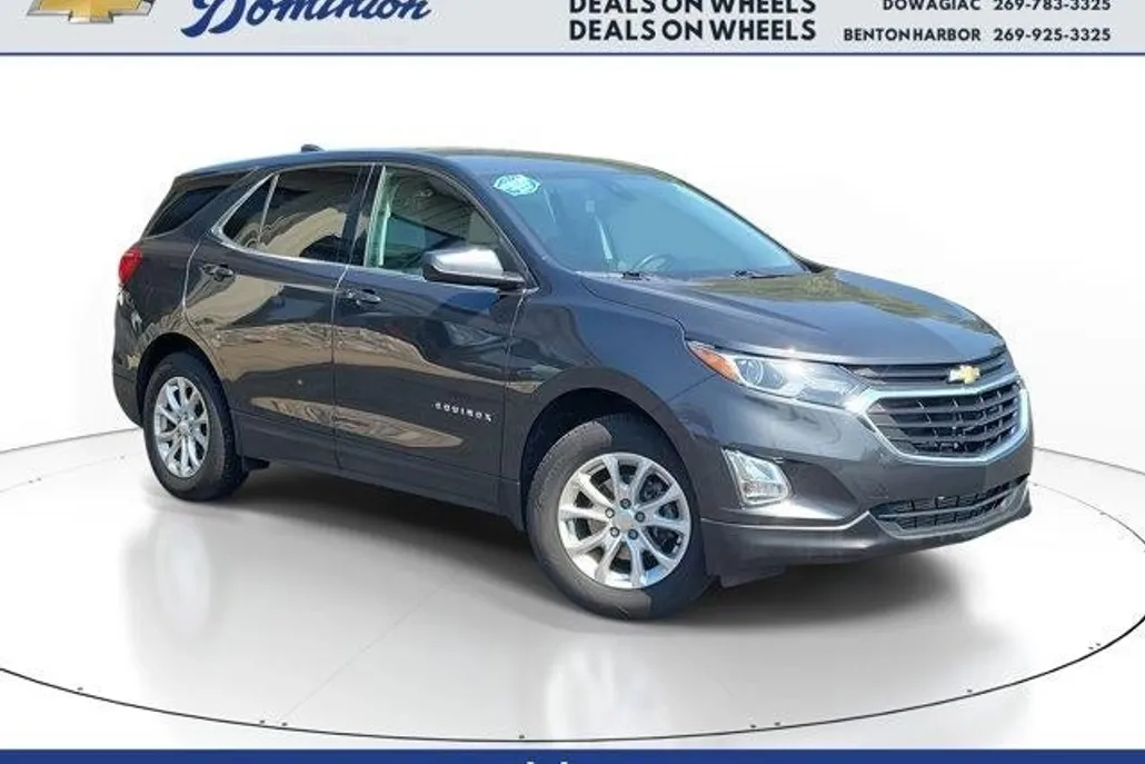 2020 Chevrolet Equinox LT photo 1