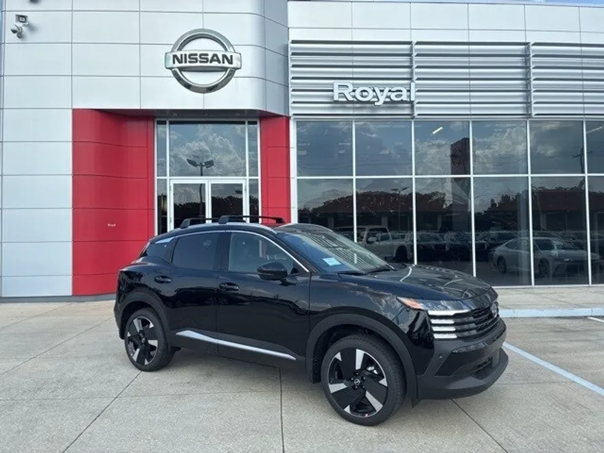 2026 Nissan Kicks SR photo 1