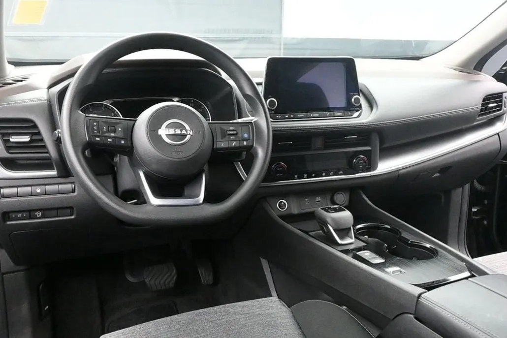 2023 Nissan Rogue SV photo 1