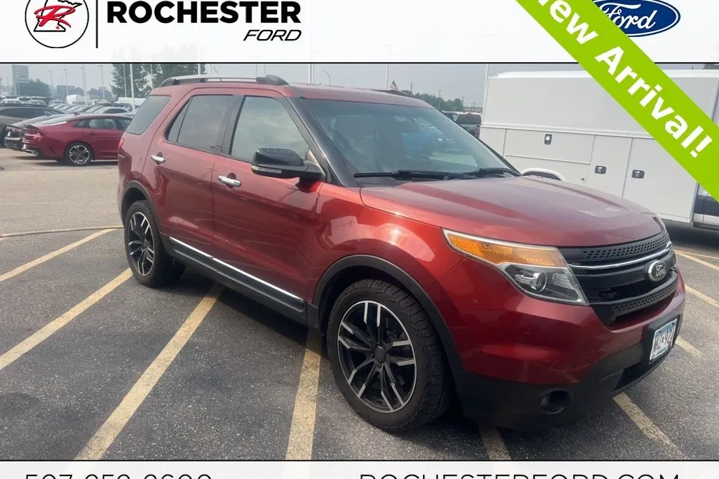 2014 Ford Explorer XLT photo 1