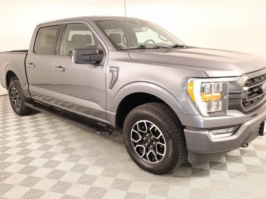 2023 Ford F-150 XLT photo 1