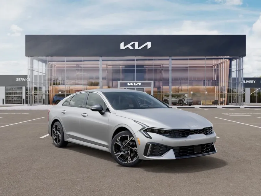 2025 Kia K5 GT-Line photo 1