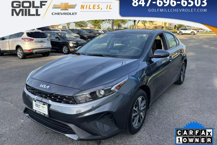 2024 Kia Forte LXS photo 1