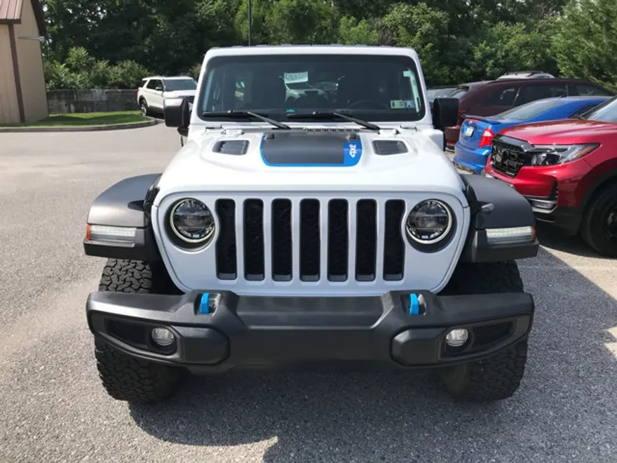 2022 Jeep Wrangler 4xe Unlimited Rubicon photo 1
