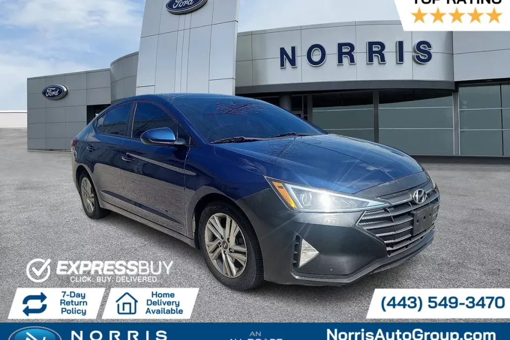 2020 Hyundai Elantra SEL photo 1