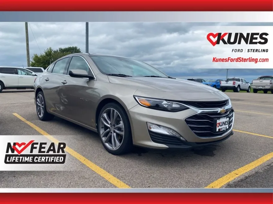 2023 Chevrolet Malibu 1LT photo 1