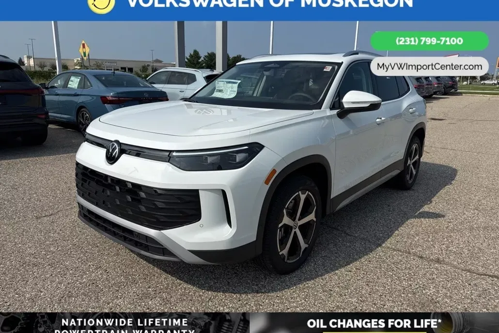 2025 Volkswagen Tiguan SE photo 1