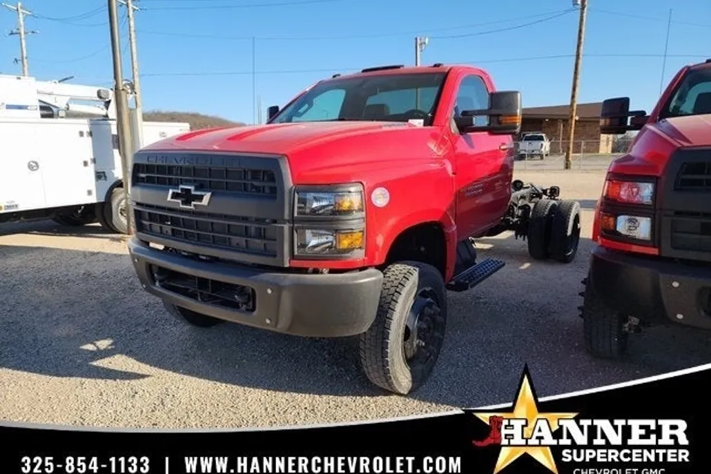 2024 Chevrolet Silverado 6500HD Work Truck photo 1