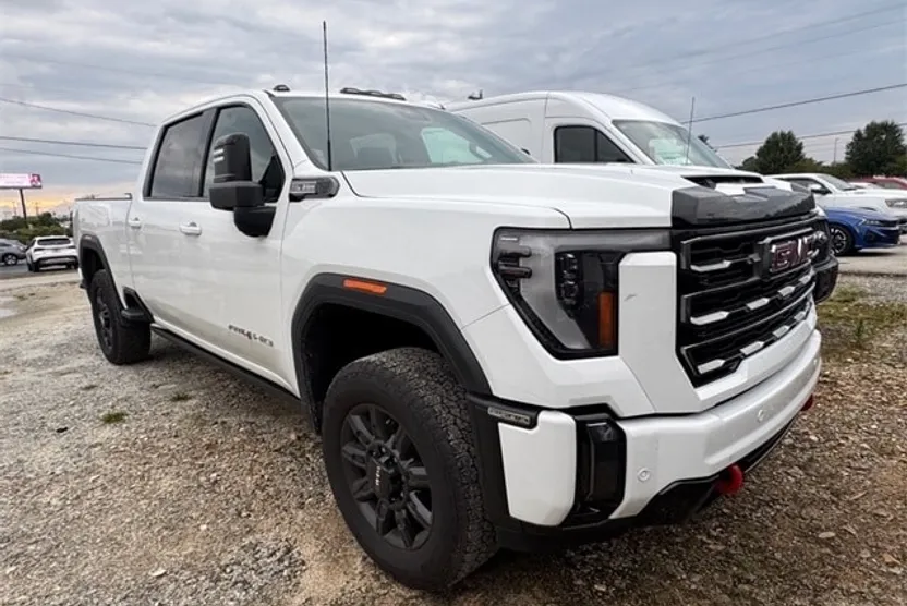2024 Gmc Sierra HD AT4 photo 1