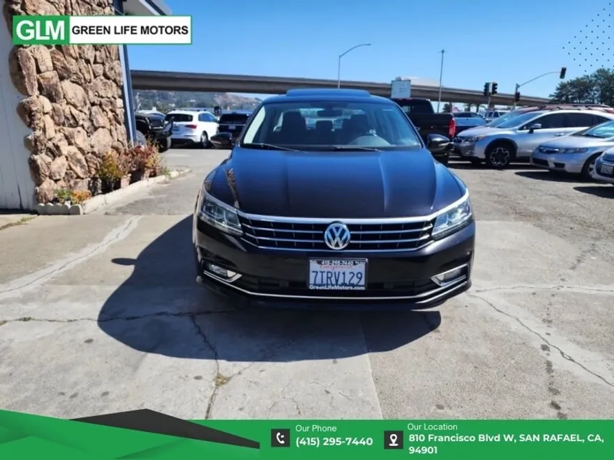 2017 Volkswagen Passat SE photo 1