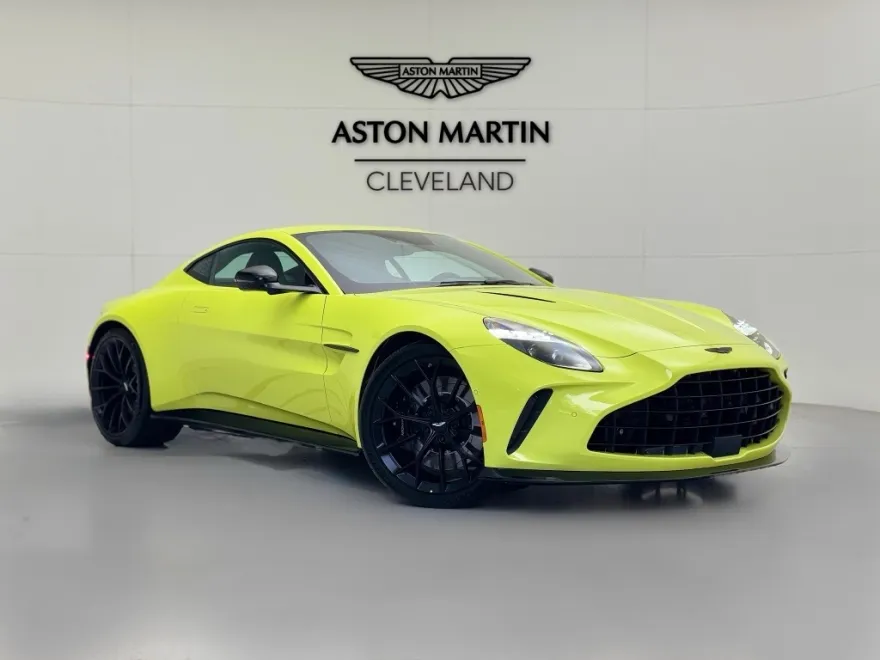 2025 Aston Martin Vantage photo 1