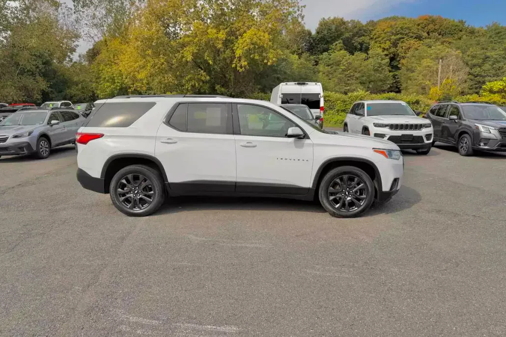 2019 Chevrolet Traverse RS photo 1