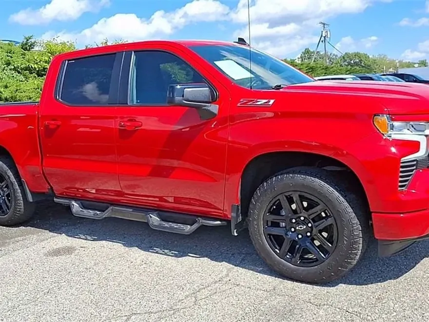 2023 Chevrolet Silverado 1500 RST photo 1