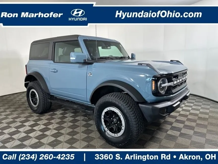 2022 Ford Bronco Outer Banks photo 1