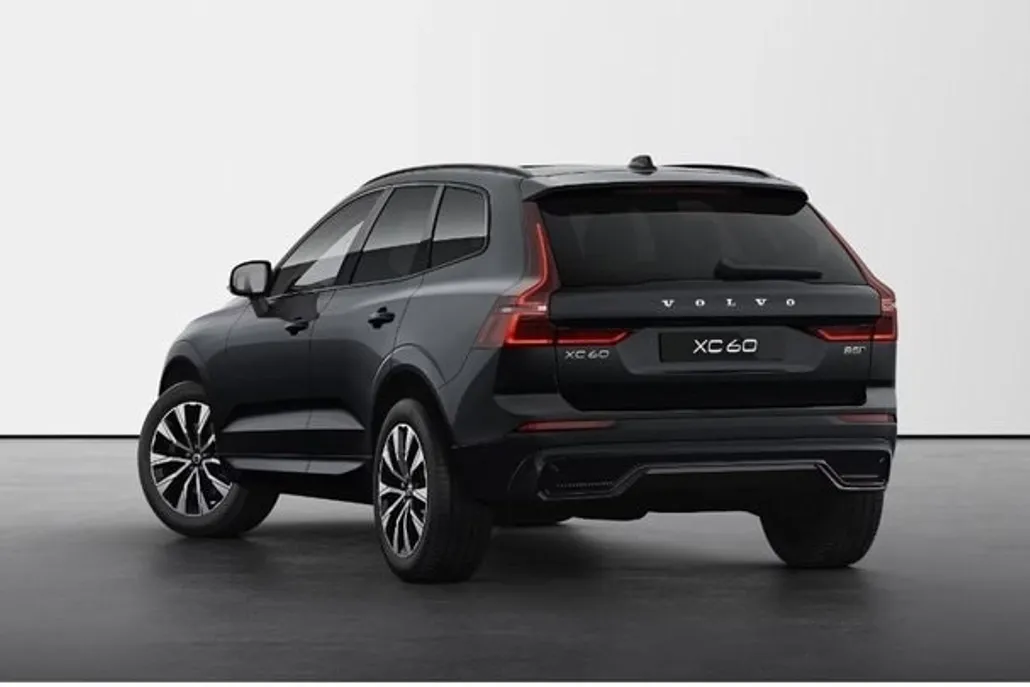2025 Volvo XC60 B5 Plus photo 1