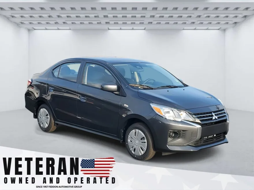 2024 Mitsubishi Mirage G4 ES photo 1