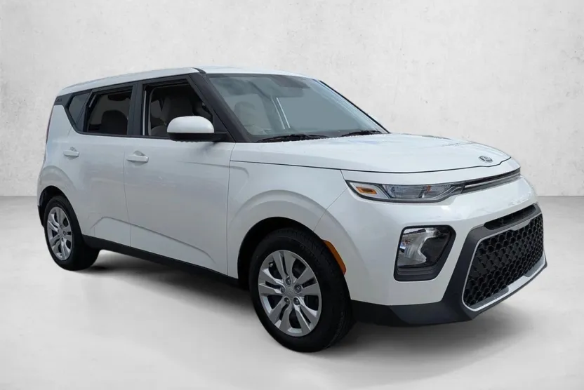 2021 Kia Soul LX photo 1