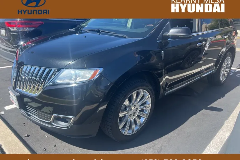 2013 Lincoln MKX Base photo 1