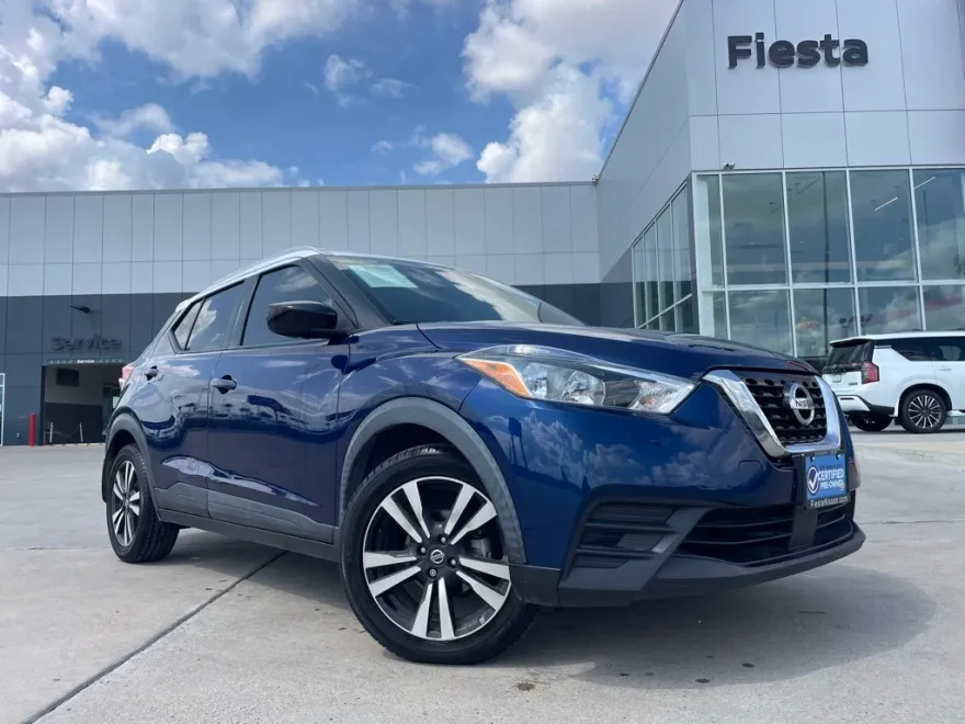 2020 Nissan Kicks SV photo 1