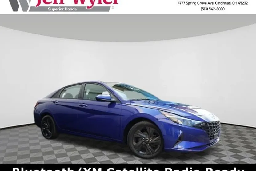 2022 Hyundai Elantra SEL Convenience photo 1