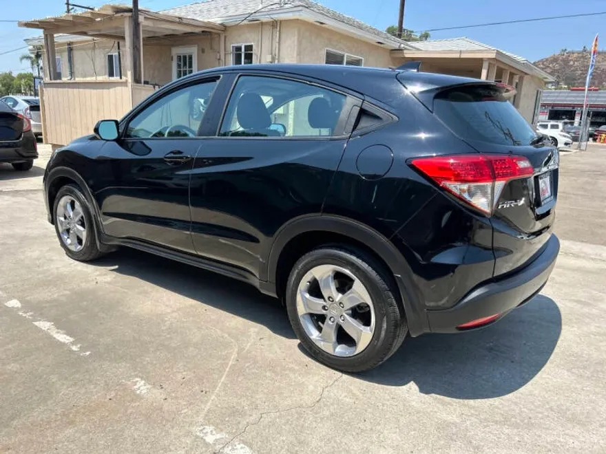 2020 Honda HR-V LX photo 1