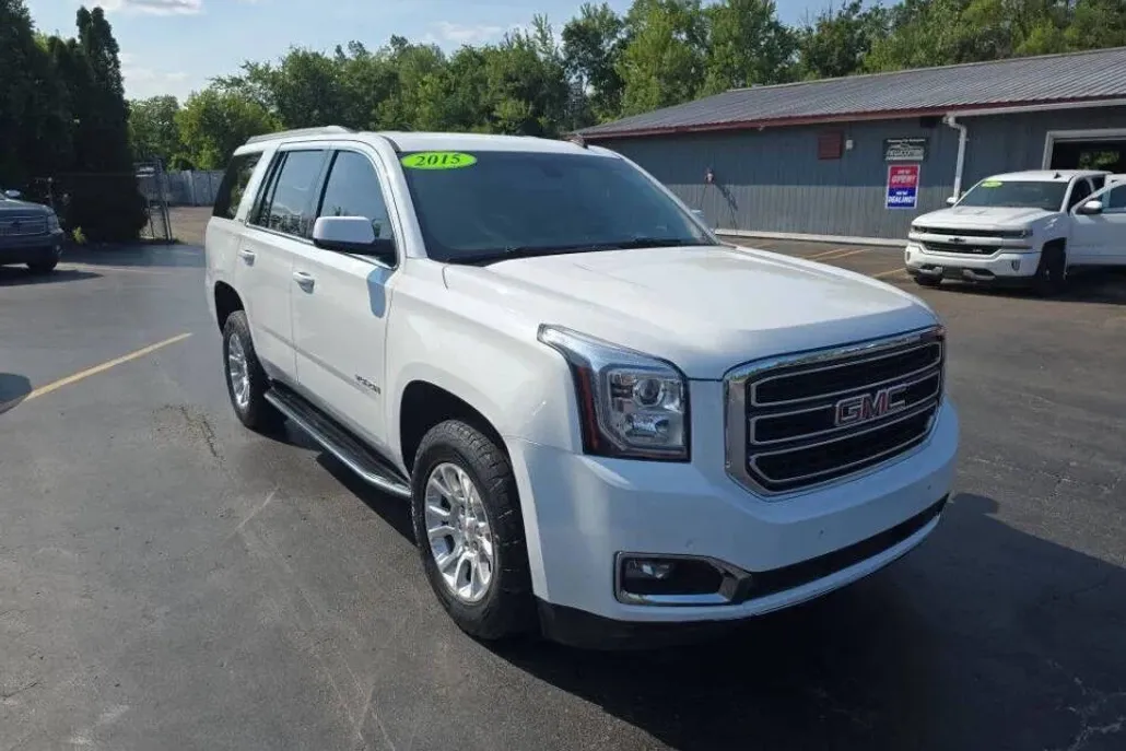 2015 Gmc Yukon SLE photo 1