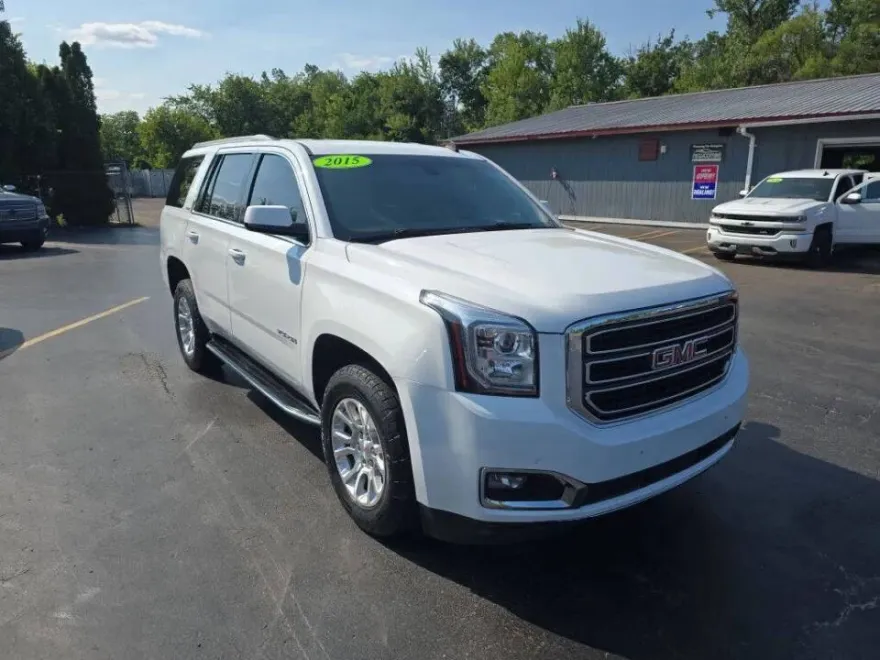 2015 Gmc Yukon SLE photo 1