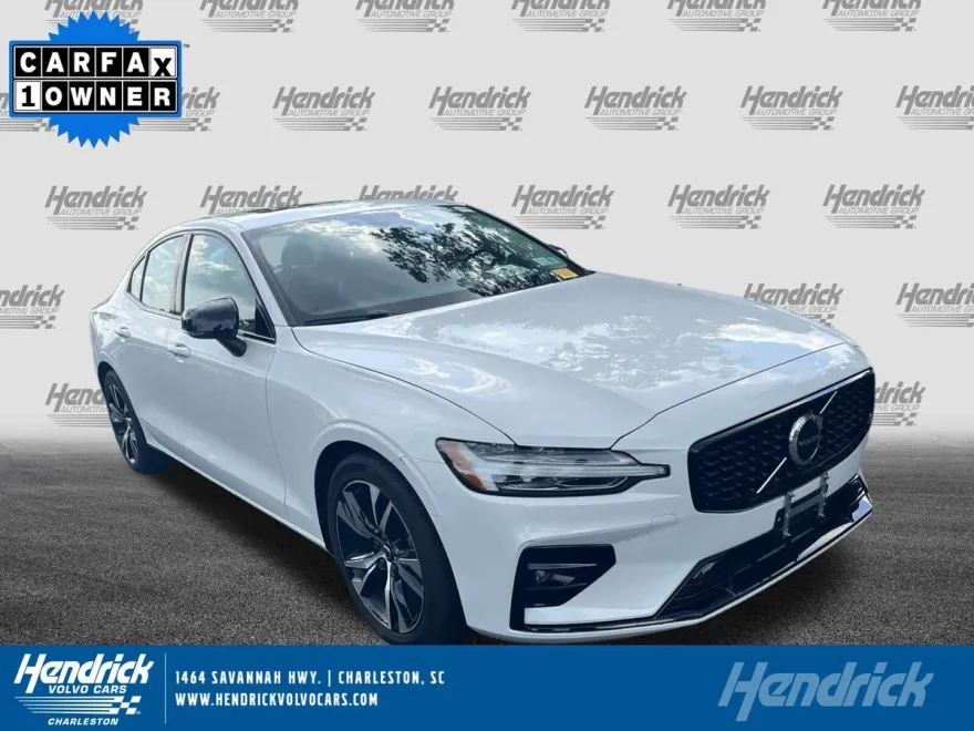 2024 Volvo S60 Core photo 1