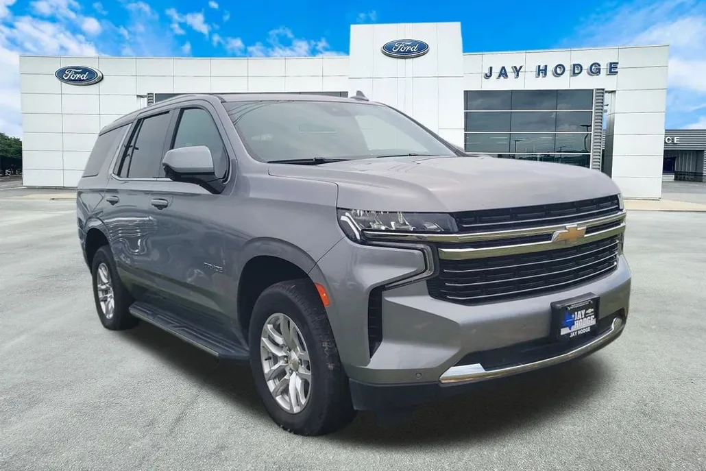 2023 Chevrolet Tahoe LT photo 1