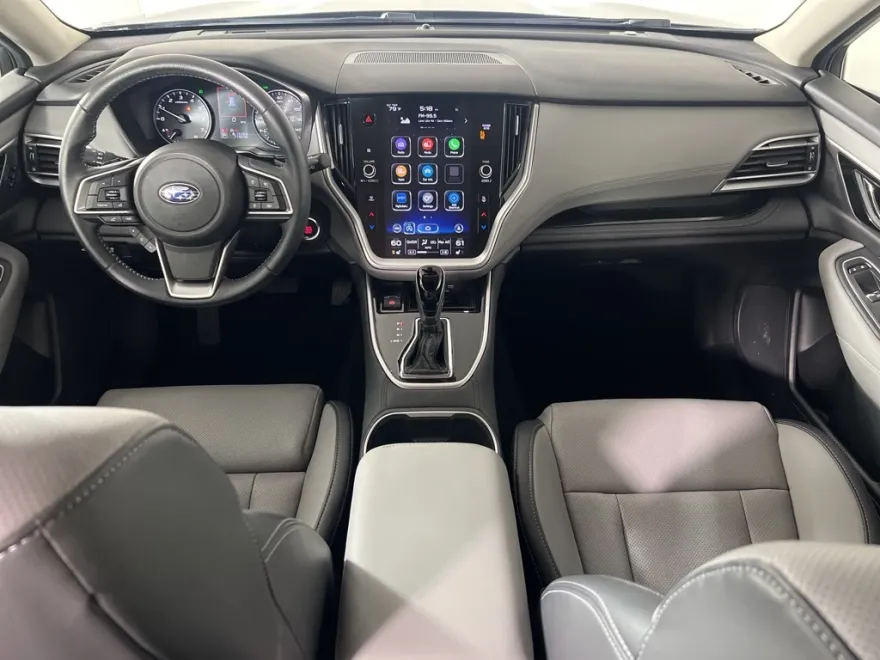 2022 Subaru Outback Limited photo 1