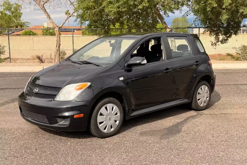 2006 Scion xA Base photo 1