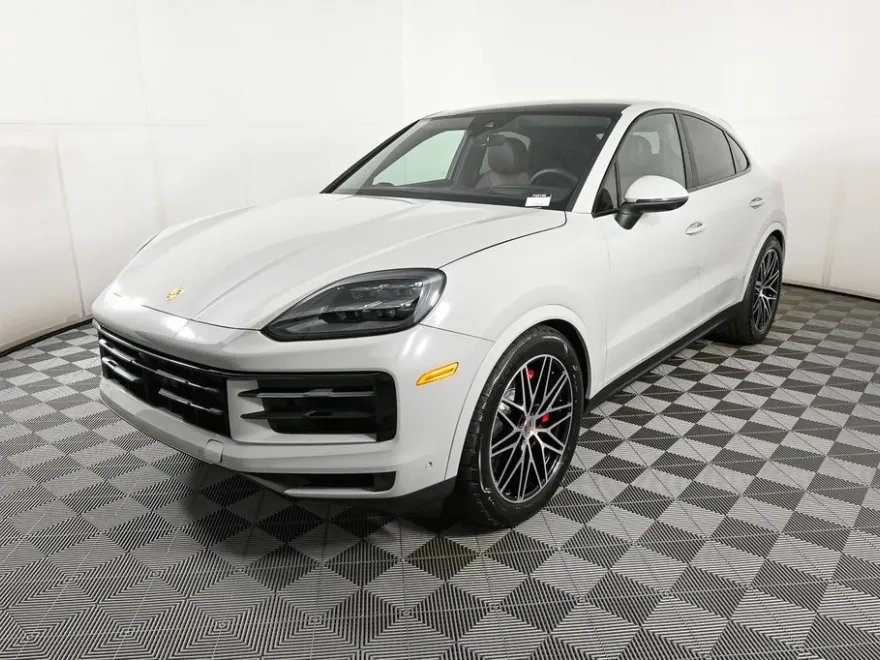 2026 Porsche Cayenne Coupe S photo 1