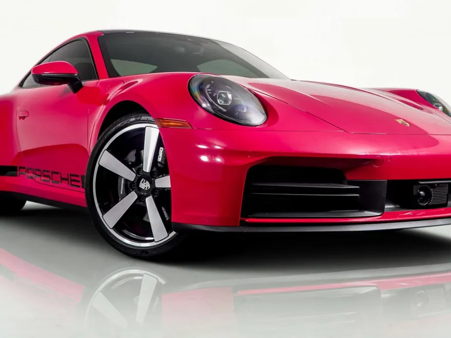 2025 Porsche 911 photo 1