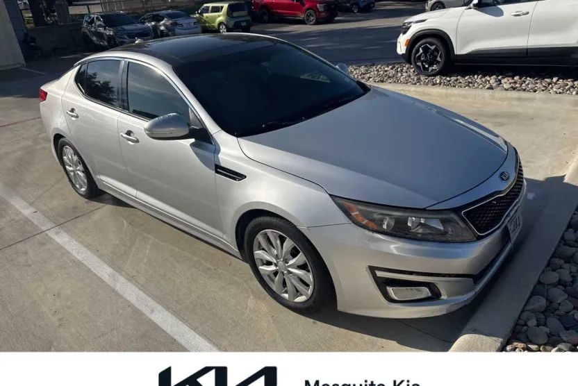 2015 Kia Optima EX photo 1