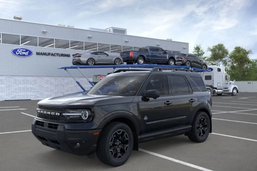 2025 Ford Bronco Sport Outer Banks photo 1