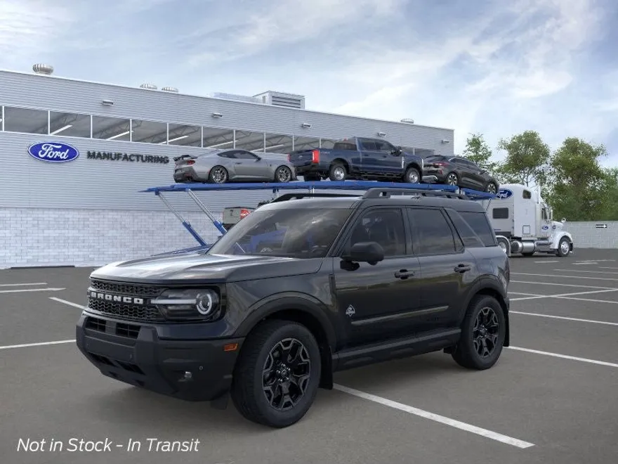 2025 Ford Bronco Sport Outer Banks photo 1