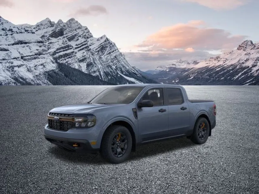 2024 Ford Maverick XLT photo 1