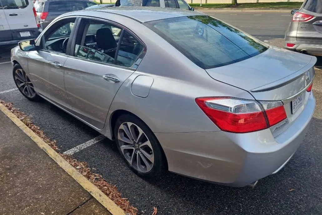 2013 Honda Accord Sport photo 1