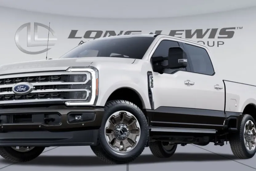 2025 Ford F-350 King Ranch photo 1