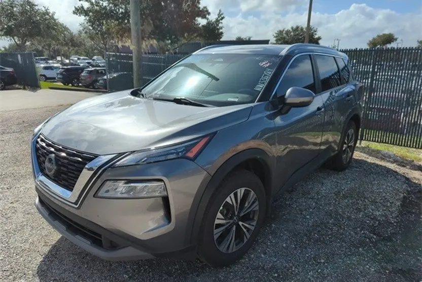 2022 Nissan Rogue SV photo 1