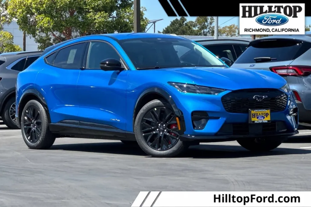 2025 Ford Mustang Mach-E Premium photo 1
