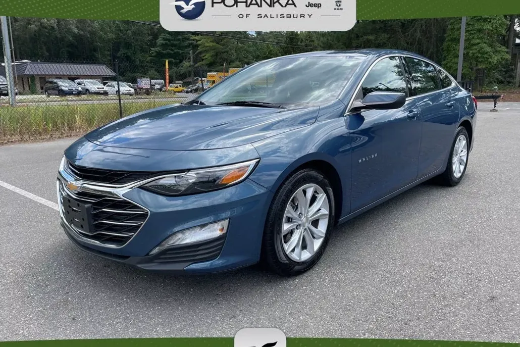 2024 Chevrolet Malibu 1LT photo 1