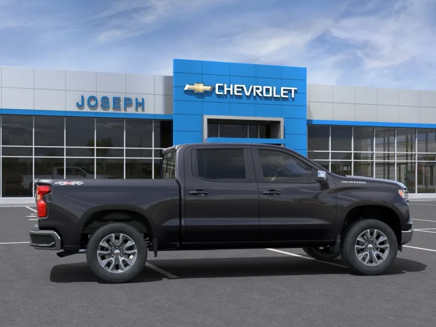 2024 Chevrolet Silverado 1500 LT photo 1